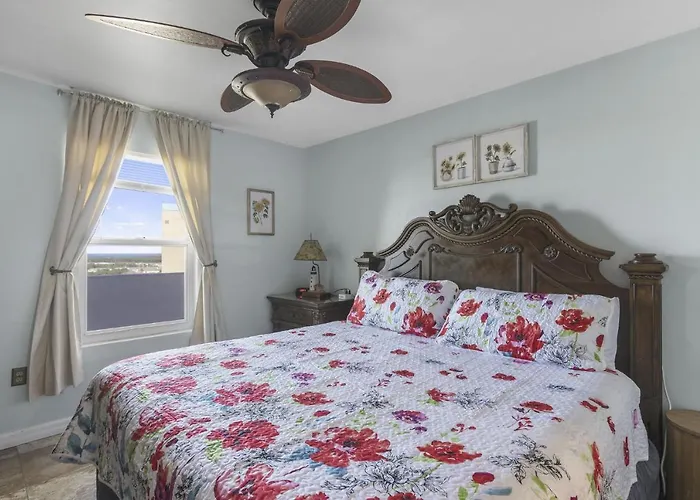Beach Front 18Th Flr, Best Ocean View, New Upgrades