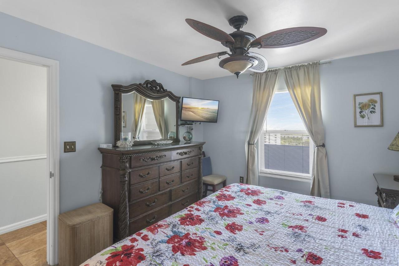 Front 18th Flr, Ocean View, New Upgrades