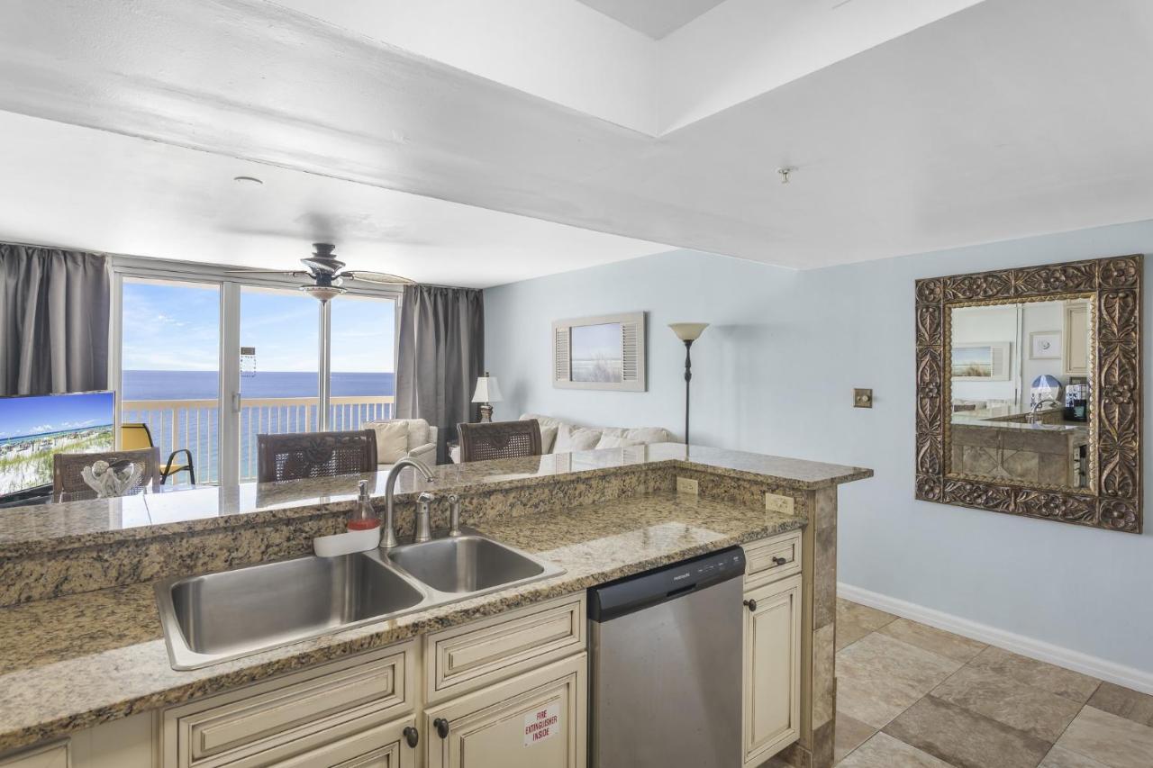 Front 18th Flr, Ocean View, New Upgrades Apartment